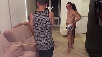 Preview 1 of Big Lun Bali - 5 best friends decided to fuck at a photo shoot