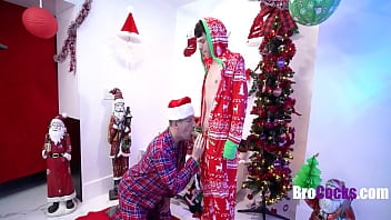 Preview 2 of Korean Girl Panty Solo - put his cock in a gift box for me on christmas eve