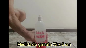 Preview 1 of Amateur Asian With Bbc - Marido Passivo sentando com a cuceta  no frasco de soro,  23 x 6 cm