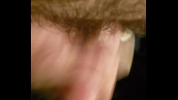 Preview 2 of Lesbrian Gangbang - Novinho branco chupa e fode a buceta enxarcada de uma linda mulata. ( Confiram a gostosa  Fernanda  Chocolatte com Richards  Oliver,   nesse super v&iacute_deo. )