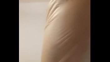 Preview 3 of Stella Cox Toillet - Culo transparente tela nylon sire rompeviento