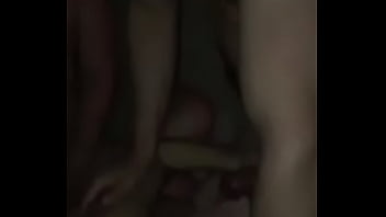 Preview 3 of Novi Bokep Riau - Follando una chica entre dos