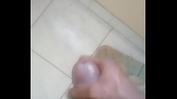 Preview 2 of Xxx Vidiohd Hindi Burkichudi - Quick tug in the bathroom