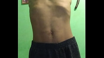 Preview 1 of Familiy Secx Com - Novinho sem roupa