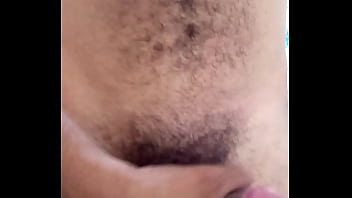 Preview 4 of Son Massages Hairy Mom - Batendo uma no banheiro para namorada
