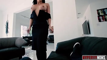 Preview 2 of Senegal Booty - Sheena Ryder In Laundry Lust Stepmom