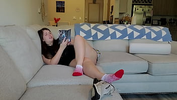 Preview 2 of Reph Dsex - Girls Foot Tease While Reading