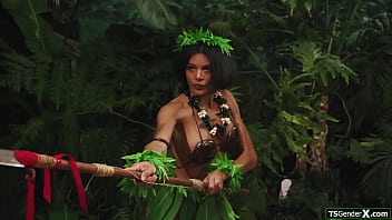 Preview 1 of Lason Angen - I stumbled upon a hot trans warrior babe