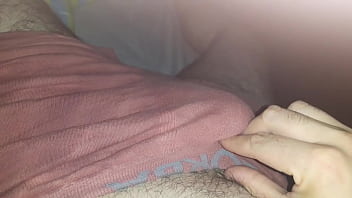 Preview 2 of Annamollo - Tocando A Pap&aacute_ de Amigo
