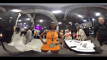 Preview 2 of Ma Salar Sex - Keyshana True booty dance at Exxxotica NJ 2021 in 360 degree VR