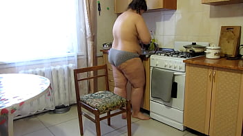 Preview 1 of Sun Mummy Sex Hot - Lesbian with a huge dildo fucks a fat girlfriend with a hairy pussy and big booty Home fetish
