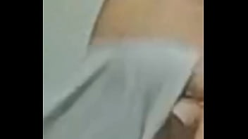 Preview 4 of Vidio Poro Tante Dangee - Espiando las tetas de mi cu&ntilde_ada