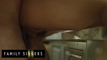 Preview 3 of Agint Xxx - (Van Wylde) Is A Stubborn step Son In Law Who Became Pressure In His Mother In Law&#039_s (Penny Barber) Pussy - Family Sinners