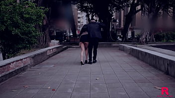 Preview 2 of Ein Guter Men - SWAG hotbabegirl 尾牙聚餐送主管回家