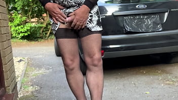 Preview 2 of Granny Gurup - kelly cd on the drivewway