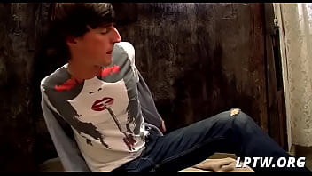 Preview 2 of Bebs Com Xnxx Mum - Lewd twink sucks his paramour