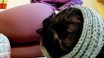 Preview 2 of Whomans Penies - Nicoletta domina pesantemente una sua amica la ad annusare tutte le sue scoregge
