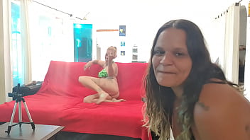 Preview 1 of Wwwsxy Videocom - Chamada de video lesbo com a dupla Paty Bumbum e Fada Mel puro tez&atilde_o