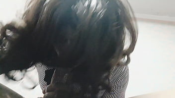 Preview 3 of First Time Do Hard Sex - Cliente con vergota me la da a mamar