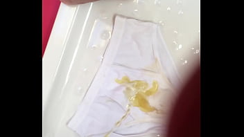 Preview 2 of Emoctinal Sex - pissing on my undie