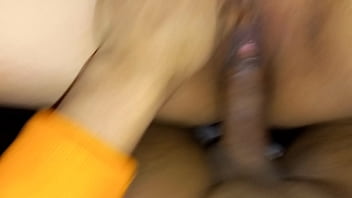Preview 2 of Mexican Milf Cass - Cachando con mi amiga