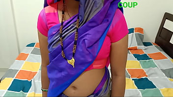 Preview 1 of Boso Sa Teller - ब्यूटिफुल दिव्या भाभी आज बहुत सुंदर दिख रही हैं