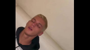 Preview 2 of Shoplifting Com - Blondinet batard &agrave_ dispo le soir! vid&eacute_o int&eacute_grale sur ma cha&icirc_ne xvideos.red,  abonnement ou achat direct
