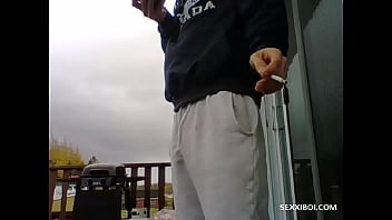 Preview 2 of Ami G Ami G Paki Vido - Smoking Bulge