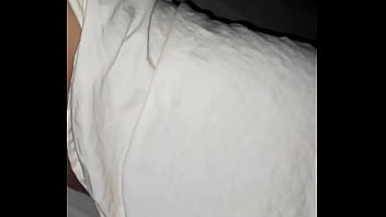 Preview 2 of Nurul Nafisha Tumblr - Me gusta papi! Entro a la habitaci&oacute_n de la hijastra de mi esposa,  una gran explosi&oacute_n de semen en su co&ntilde_o caliente.