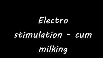 Preview 1 of Girl Stuffs V - Electro stimulation - cum milking