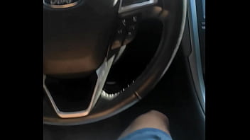 Preview 3 of Wwwww Xxxxxx Videos Com - Novinho batendo punheta dentro do carro