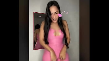 Preview 4 of Mia Khalifa Rape Xxx - Pendeja de tikttok moviendo el culo en vivo