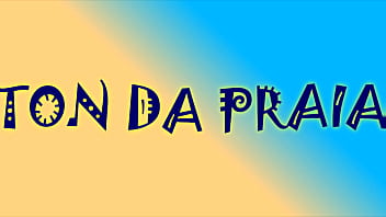 Preview 1 of Momm Halp - Convenci a &quot_Santinha&quot_ a cair de boca no danado