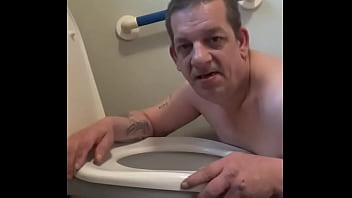 Preview 1 of Sunny Xxxbd - bisexual gay mark wright wants you lovers to use him like a toilet as he lays there with his mouth wide open swallowing his own piss