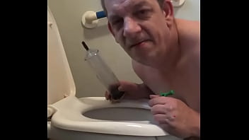 Preview 4 of Sunny Xxxbd - bisexual gay mark wright wants you lovers to use him like a toilet as he lays there with his mouth wide open swallowing his own piss