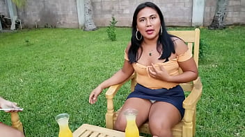 Preview 1 of Lez 43 - Fine Salvadorian babe upskirt