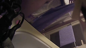 Preview 4 of Annina Milf - 48歳 剛毛妻 風呂(脱衣所)盗撮 3