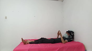 Preview 1 of Xxx Bangladesh Mom And Son - verdad o reto!! hermanastros conversan y terminan haciendo retos calientes y sexuales