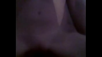 Preview 4 of Rusian Classic Porn - Esposa chupa amante e solta gemido ao receber jato de porra na garganta.