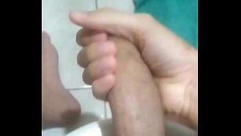 Preview 2 of Neighbour Elevator - Punheta gostosa no banheiro
