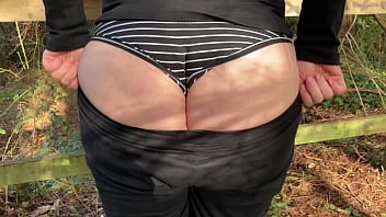 Preview 2 of Verjin Girls Fucking Videos - Fat Ass Mom Public Flashing