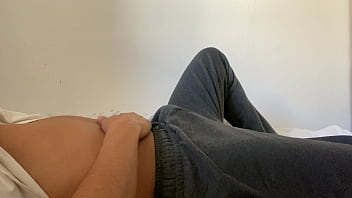 Preview 1 of Woman Foursome - La primera tocada de la ma&ntilde_ana de 2022