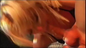 Preview 2 of Skachat Porno Bolshie Siski - Gorgeous blonde in sexy lingerie gives a deep blowjob to her lover in a hotel room
