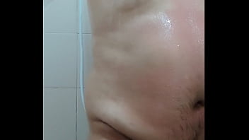 Preview 4 of Gyno Exam Orgasm - Tomando banho
