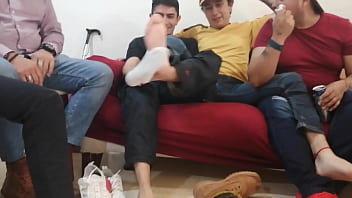 Preview 2 of Kyle Bj Tube - FELIZ FIN DE A&Ntilde_O 2021