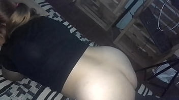 Preview 2 of Sex With Dance - Le bajo la calza y froto mi pene