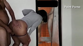 Preview 2 of Ray Hart - Flagrei minha amiga espiando a irm&atilde_ dando pro marido comi a safada