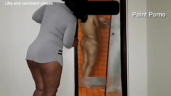Preview 1 of Ray Hart - Flagrei minha amiga espiando a irm&atilde_ dando pro marido comi a safada