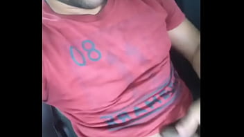 Preview 4 of Xxx Xvideso Com - Fiquei pelado no uber