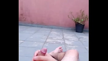 Preview 4 of Sunny Leone And Jelena Jensen - Se masturbando na &aacute_rea de varal
